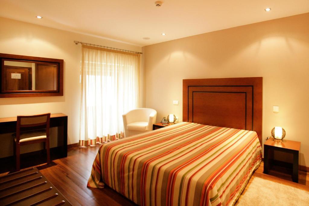 Casa Dos Pocos Hotel Vilar Torpim Bilik gambar